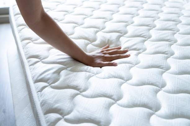 What Is The Best Mattress Topper for Your Lower Back And Hip Pain